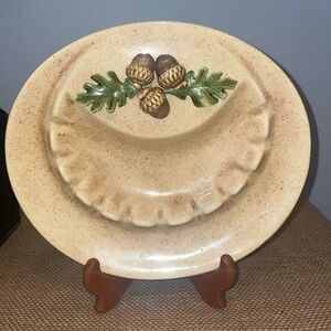 Amazing mid century golden ash tray with acorns